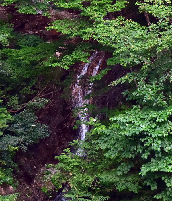 宮谷の滝