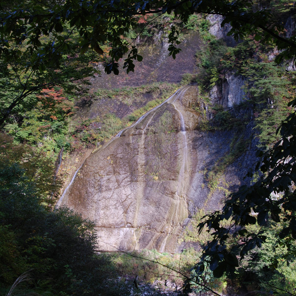 三味線の滝