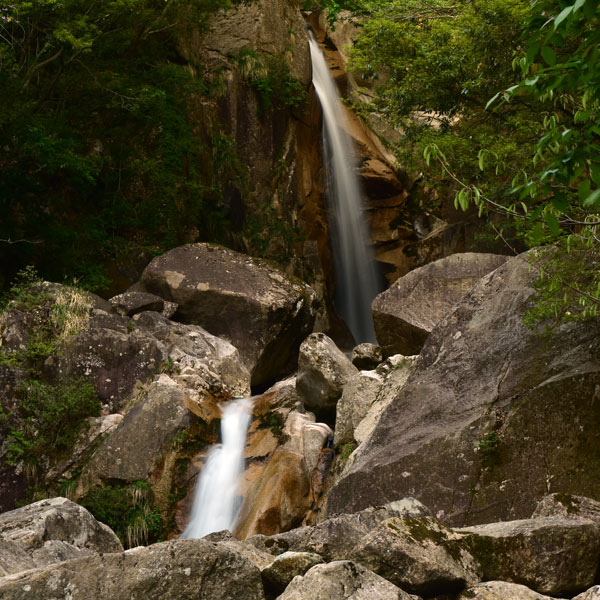盆徳滝