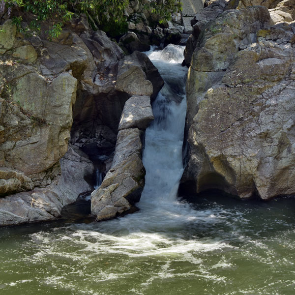馬鍬淵の滝